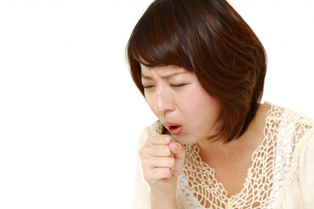 Ho khan dai dẳng có đờm là triệu chứng của bệnh phổi tắc nghẽn mãn tính