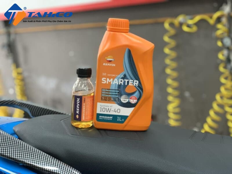 Nhớt Repsol Smarter Synthetic 4T 10W-40 1L cho xe máy