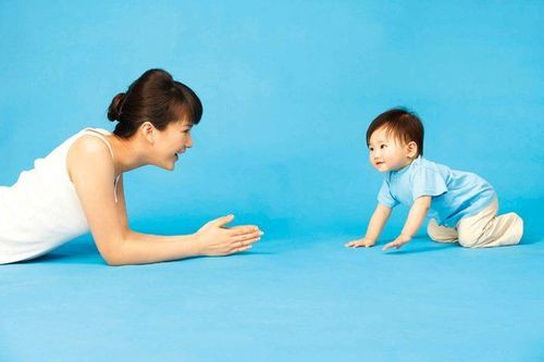 Choline giúp tăng cường chức năng dẫn truyền thần kinh cho sự phát triển não bộ ở trẻ