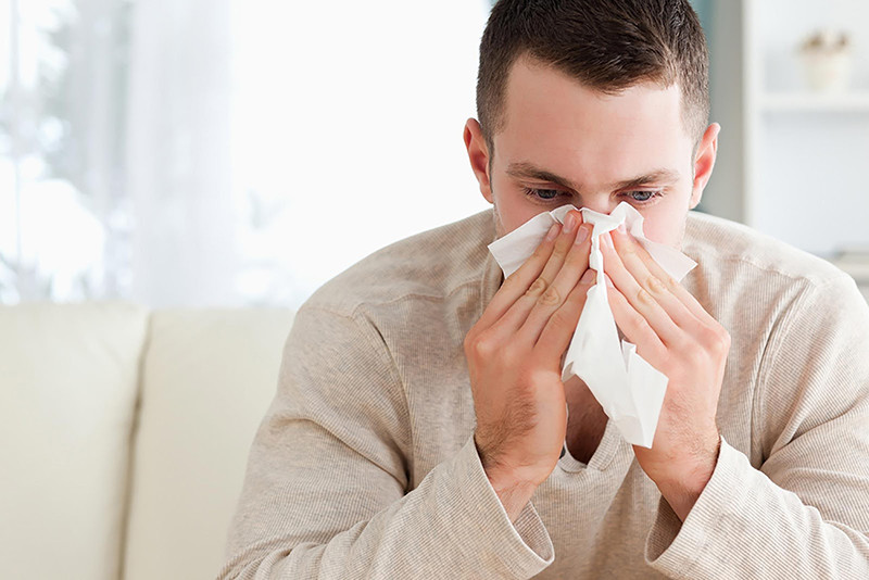 Cảm lạnh là bệnh nhiễm trùng đường hô hấp trên phổ biến