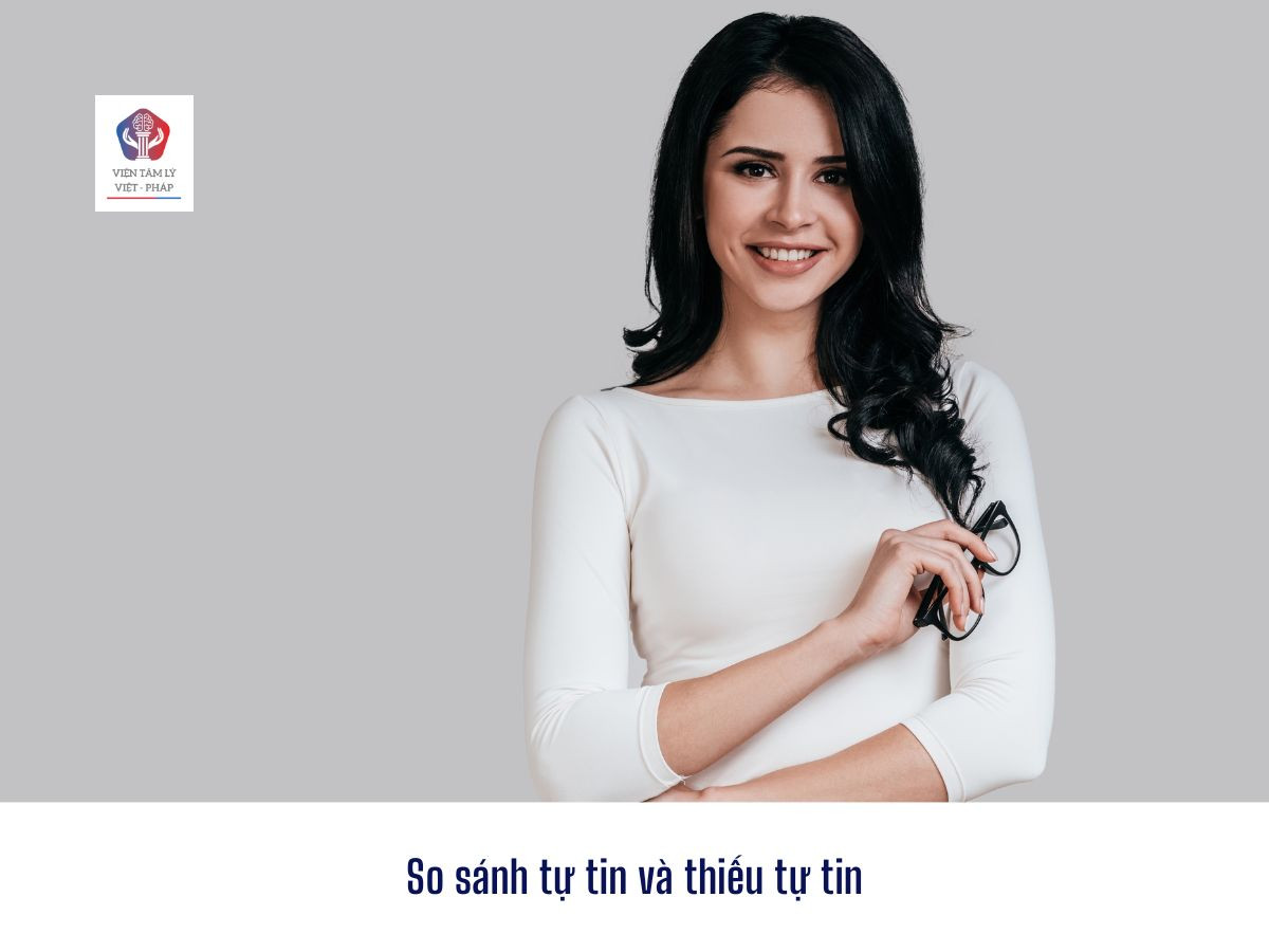 Đầu bếp tự tin trình bày món ăn