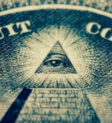 Con mắt nhìn thấu tất cả là một trong những biểu tượng phổ biến liên quan đến Illuminati, thể hiện sự giác ngộ và khả năng nhìn thấu mọi việc.