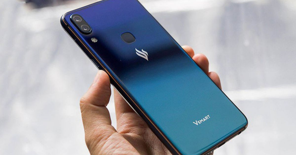 Đa dạng các loại sạc điện thoại và phụ kiện