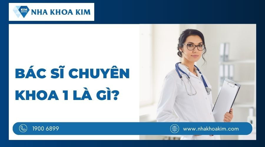 Bác sĩ chuyên khoa 1 là gì? Hình ảnh bác sĩ đang tư vấn cho bệnh nhân, thể hiện sự tận tâm và chuyên nghiệp