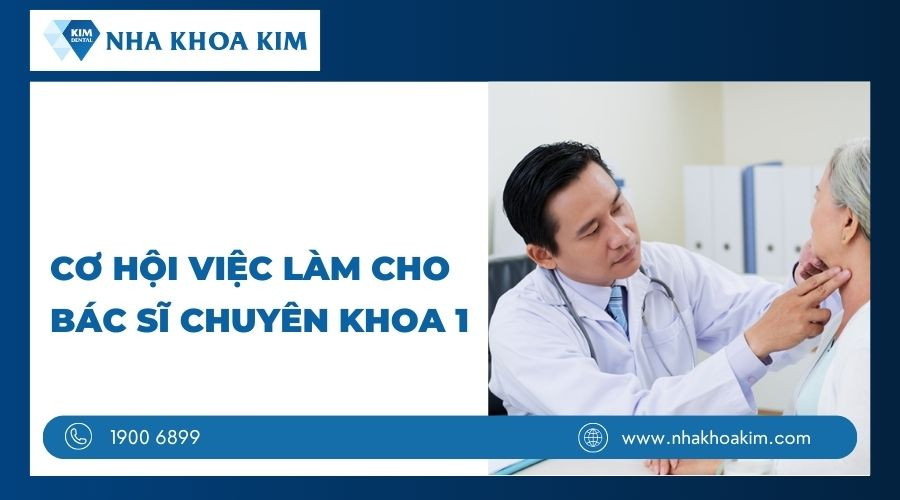 Cơ hội việc làm cho bác sĩ chuyên khoa 1? Bác sĩ đang khám bệnh từ xa qua video call, thể hiện sự linh hoạt trong công việc