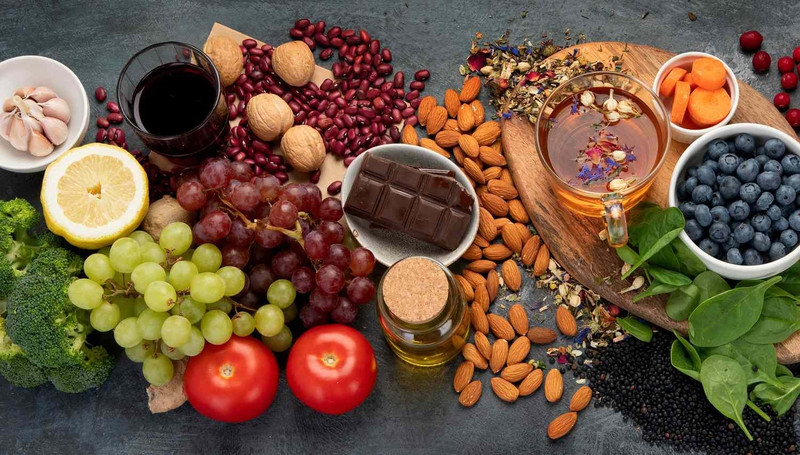 Flavonoids là gì? Hợp chất thực vật polyphenol