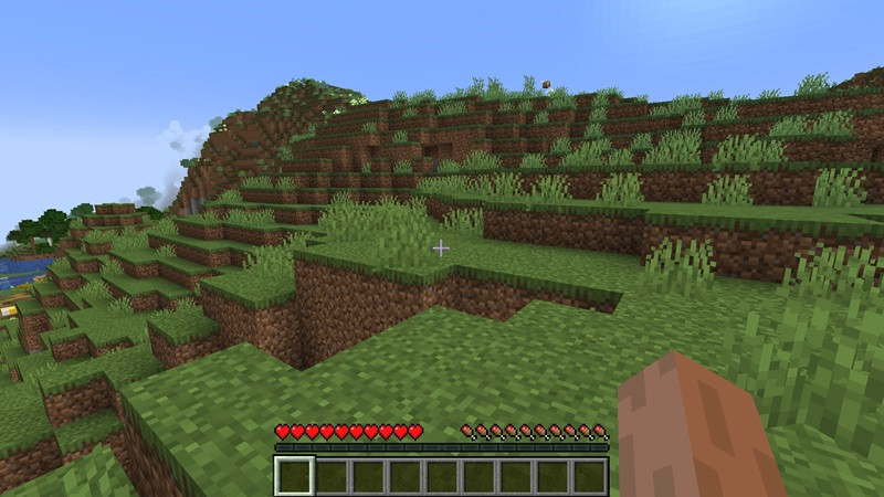 Người chơi Minecraft bay lượn trong chế độ sáng tạo, xây dựng một lâu đài trên không với các khối đá và kính, thể hiện sự tự do và khả năng sáng tạo của chế độ này