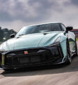 Lưới tản nhiệt V-Motion đặc trưng của Nissan GT-R tăng cường khả năng làm mát động cơ, tạo vẻ ngoài mạnh mẽ và đầy cuốn hút.