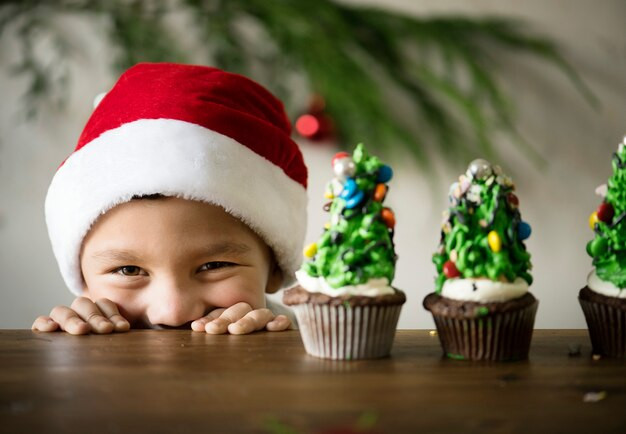 Hình ảnh minh họa các biện pháp phòng ngừa bệnh lý huyết quản như ăn uống lành mạnh, tập thể dục