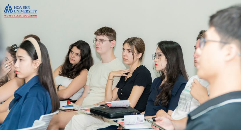 Kiến thức và kỹ năng cần thiết của ngành Ngôn ngữ Anh