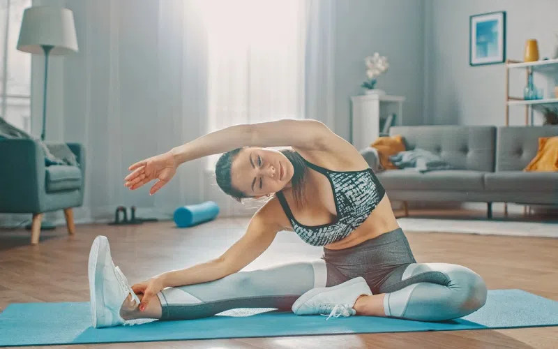 Tập thể dục nhẹ nhàng trong ngày rụng dâu: Hình ảnh minh họa một số động tác yoga đơn giản