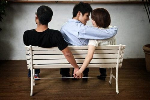 Ảo giác ngoại tình thường gặp ở người thích chiếm hữu