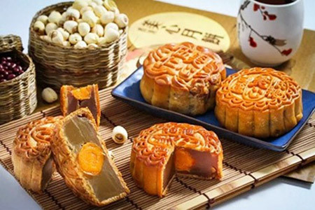 Bánh trung thu truyền thống