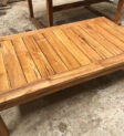 Bàn ghế gỗ Teak được sử dụng trong không gian ngoài trời, mang đến vẻ đẹp tự nhiên và sang trọng