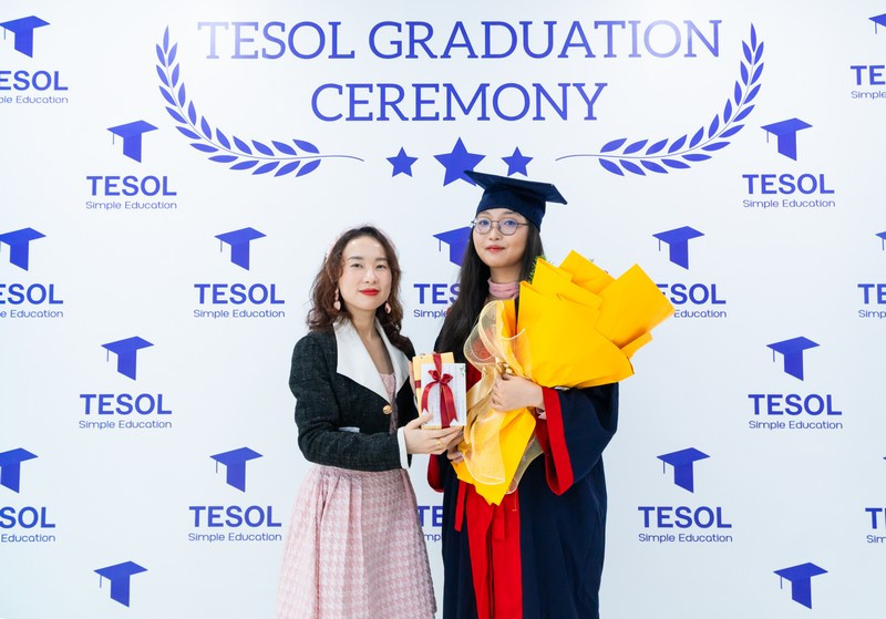 Học viên tốt nghiệp khóa học TESOL tại TESOL Simple Education