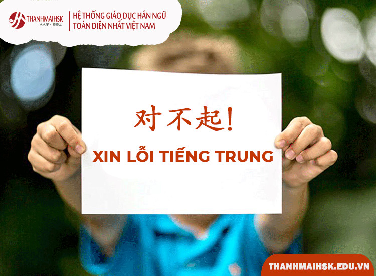 Người phụ nữ đang cúi đầu xin lỗi